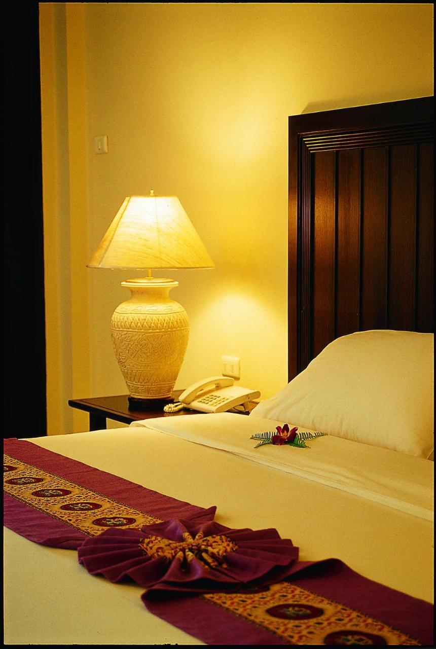 Kata Poolside Resort Sha Extra Plus Exterior photo