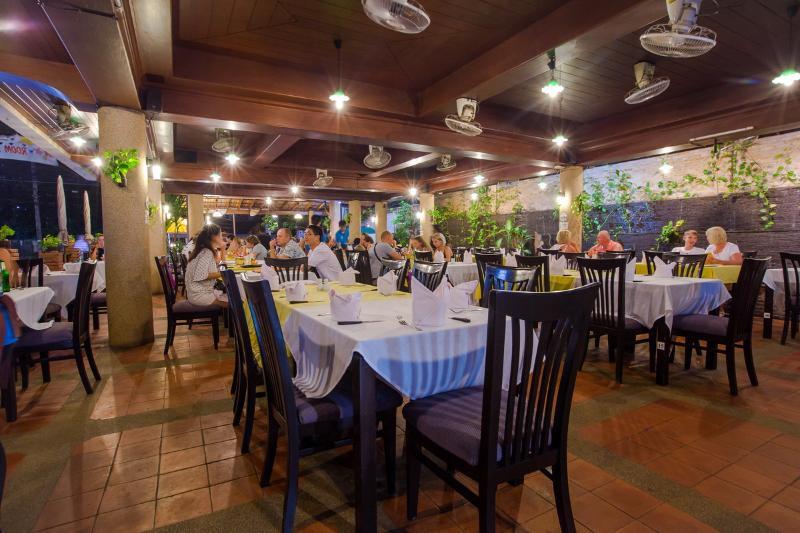 Kata Poolside Resort Sha Extra Plus Exterior photo